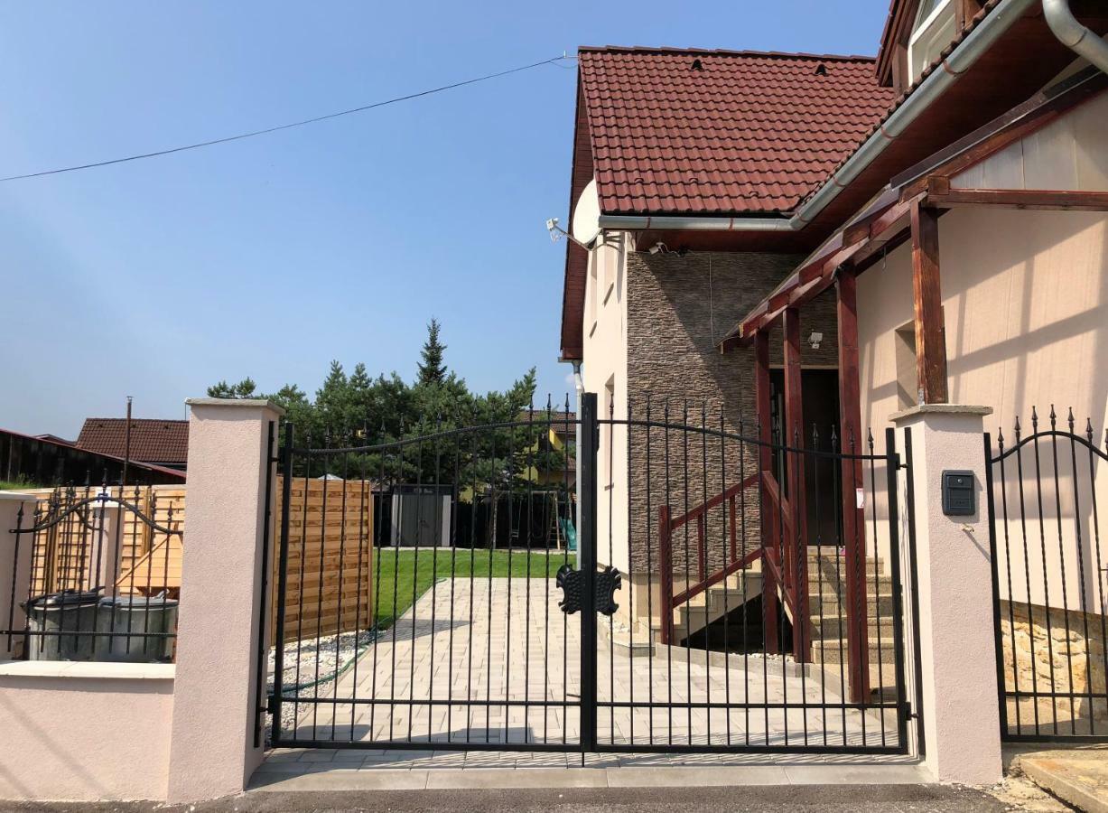 Villa Rustica Bešeňová Kültér fotó